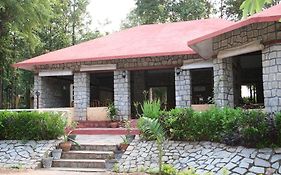 Wild Chalet Resort Kanha